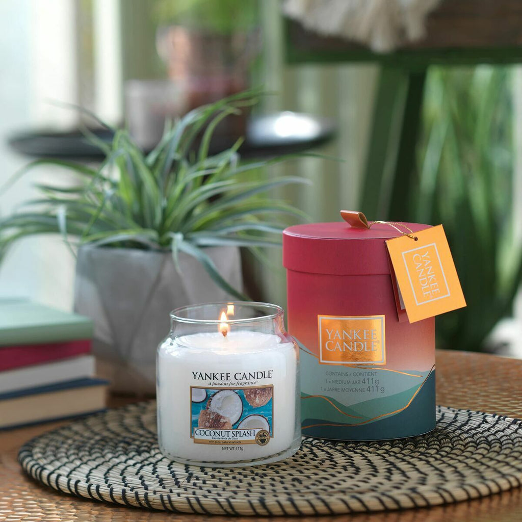 Scented Candle Yankee CandleBeauty, Perfumes and fragrancesYankee CandleSTIILI